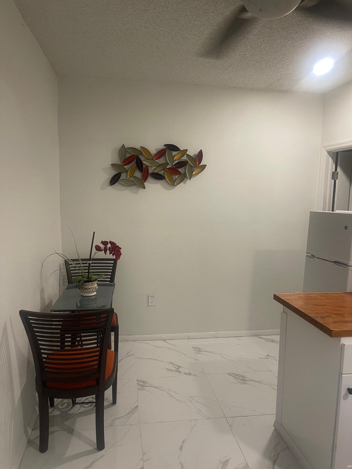2226 Seagrape Circle — Photo 4