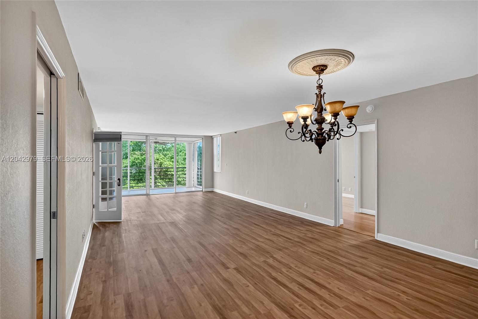 4015 W Palm Aire Dr # 502 — Photo 3