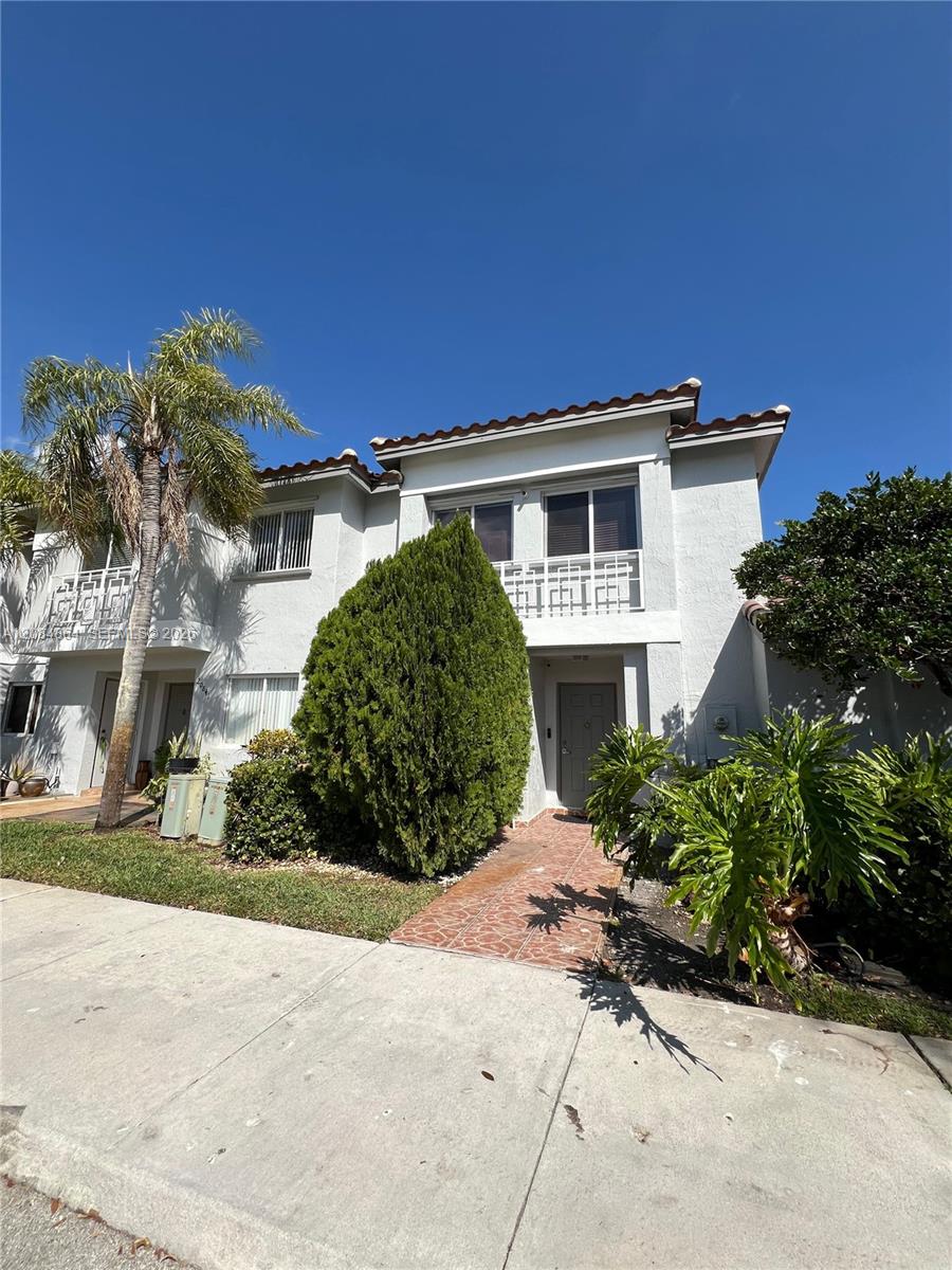 20839 NW 4th St, Pembroke Pines FL 33029