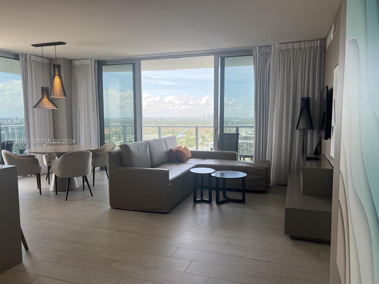 4010 S OCEAN DR # R2402, Hollywood FL 33019