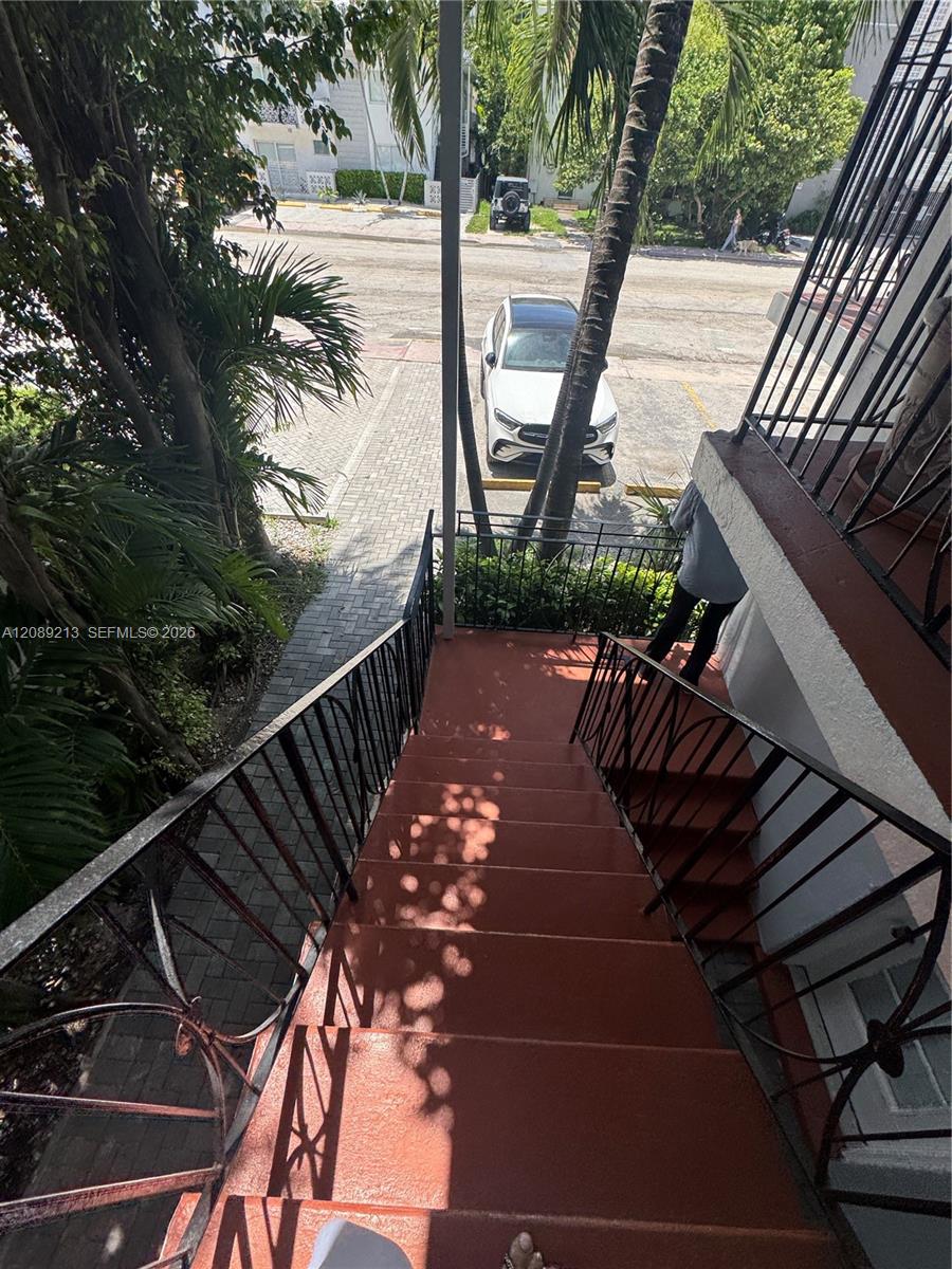 1611 West Ave # 10 — Photo 4