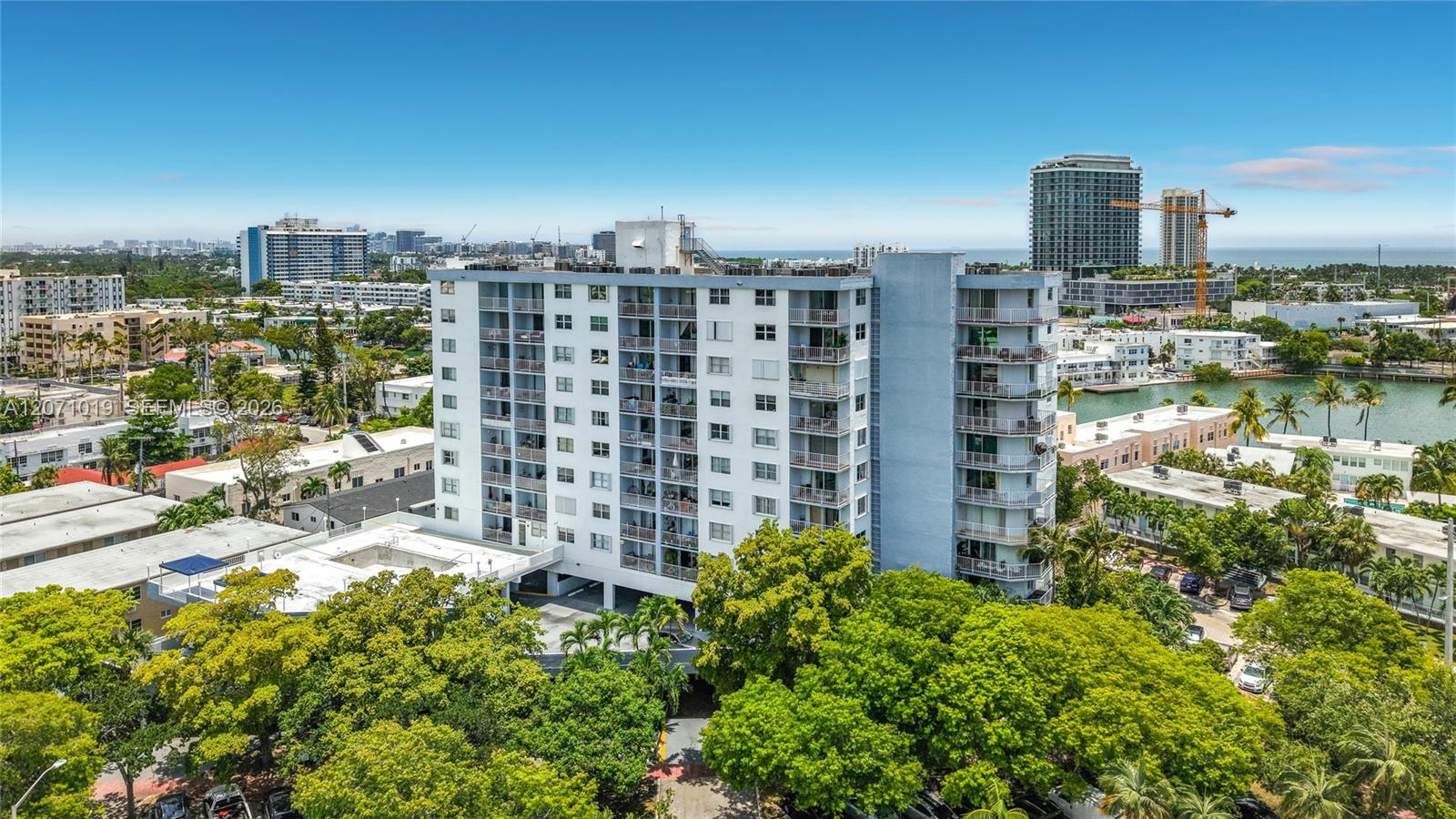 6900 Bay Dr # 11G View 1
