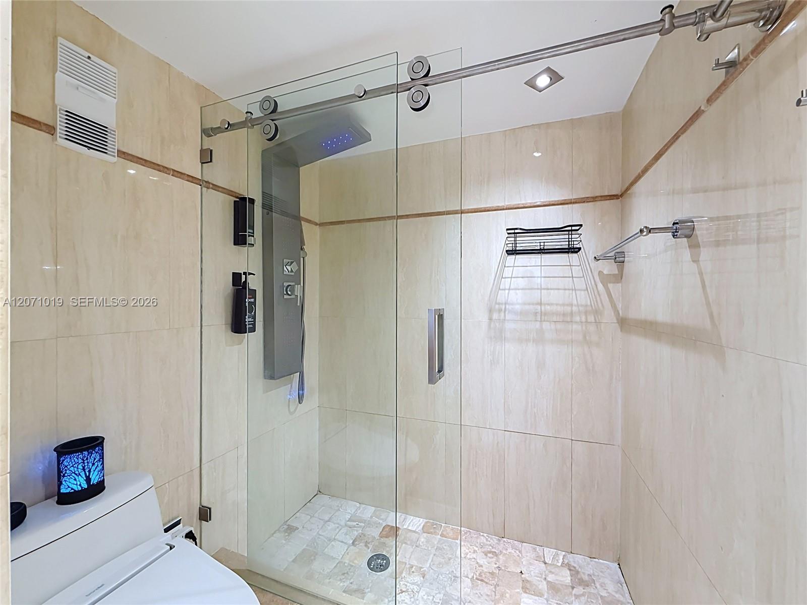 6900 Bay Dr # 11G View 15
