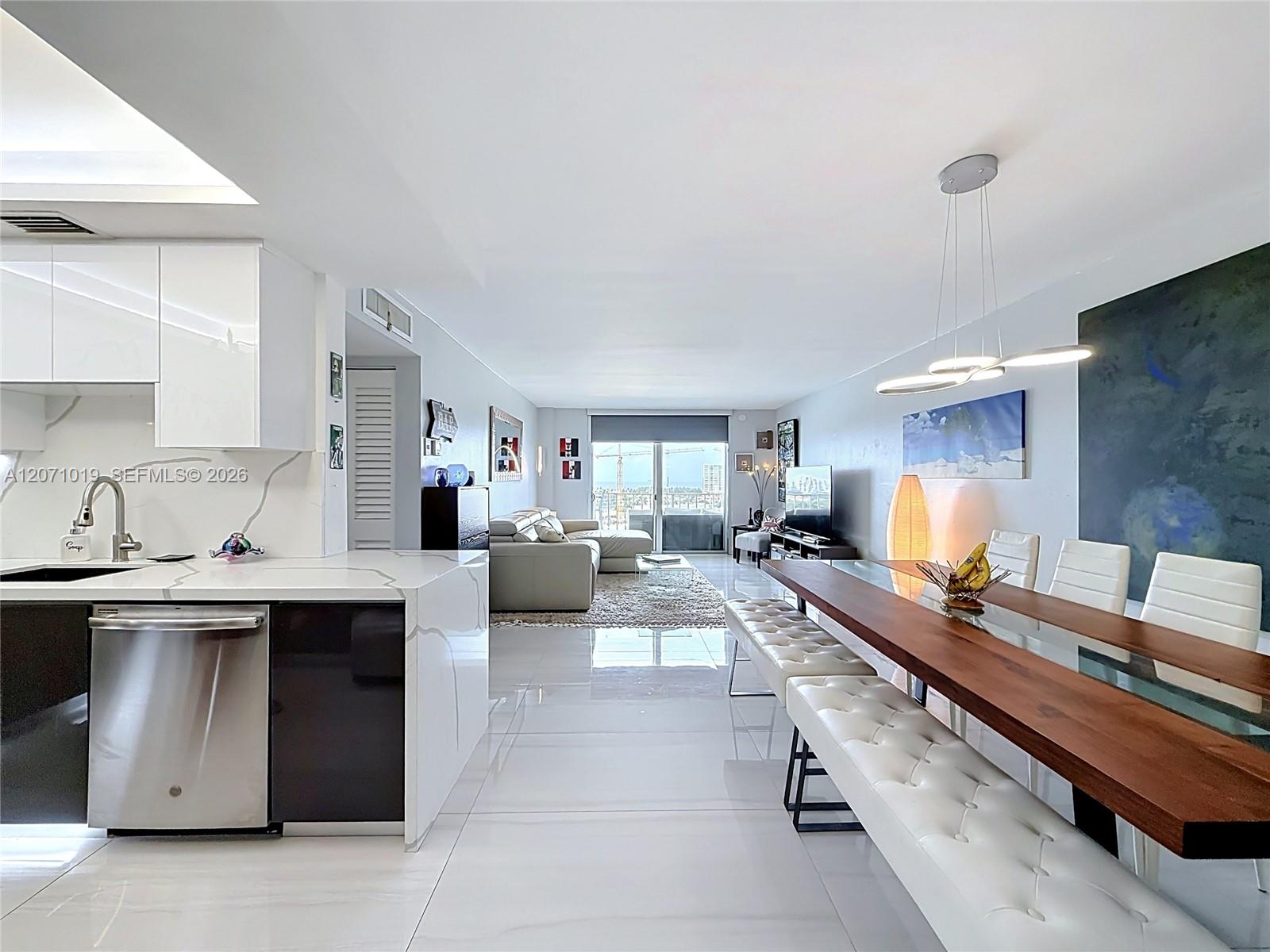 6900 Bay Dr # 11G View 4