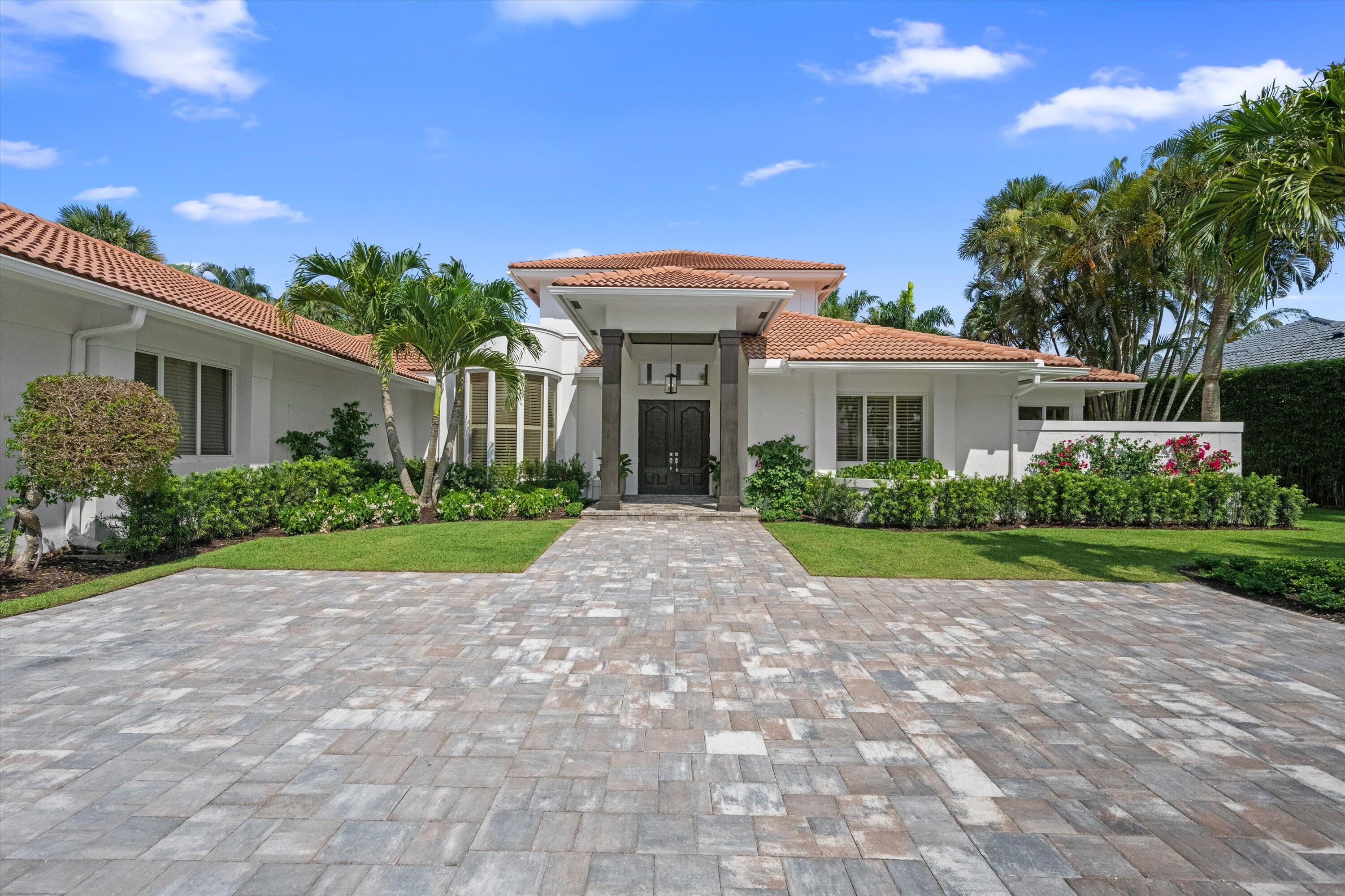 2432 Golf Brook Drive — Photo 3