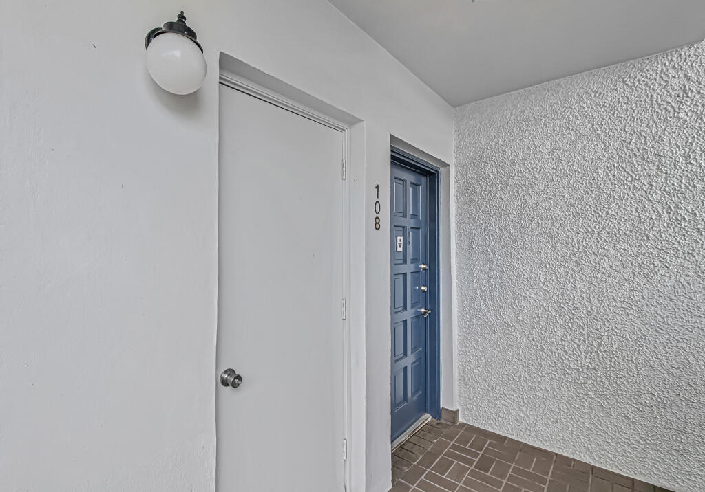 4465 Luxemburg Court # 108 — Photo 5