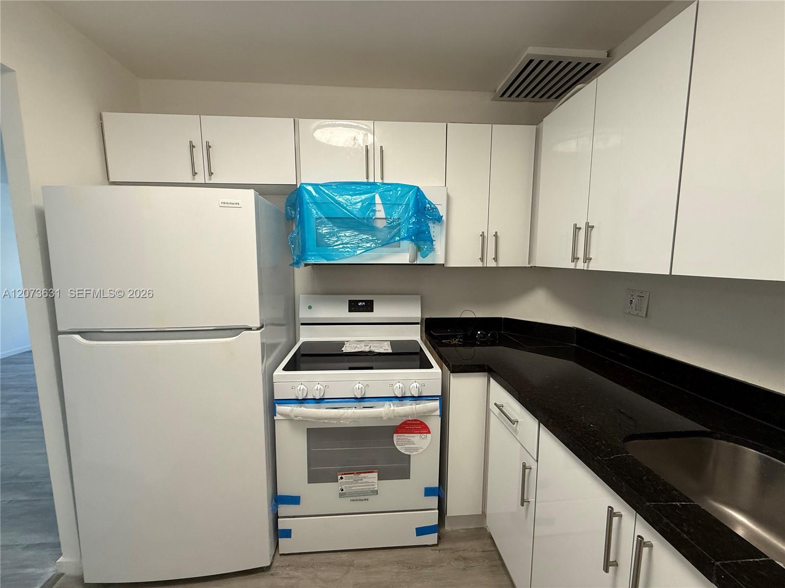 1913 S Ocean Dr # 126 — Photo 5