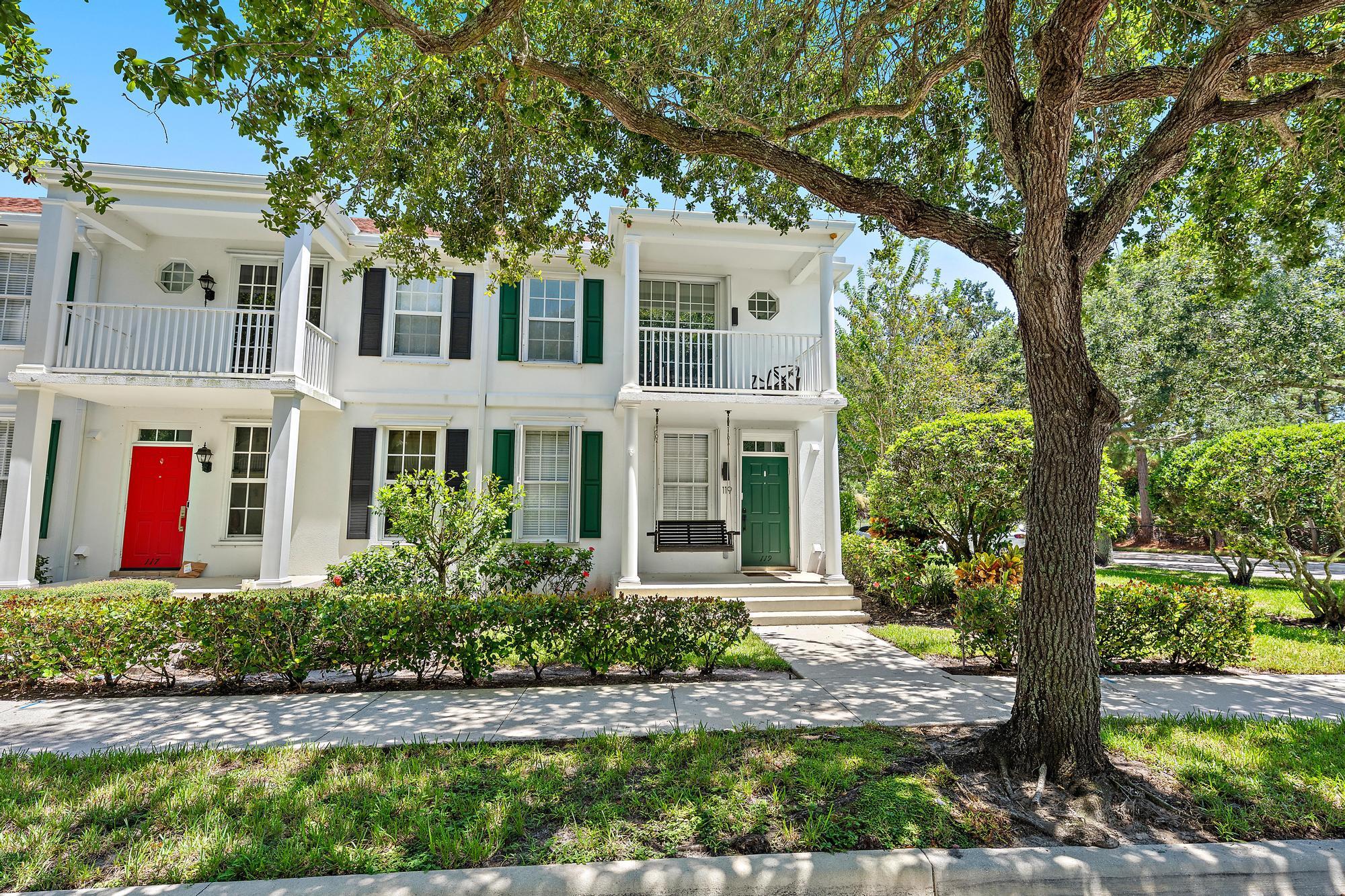 119 WATERFORD Drive, Jupiter FL 33458