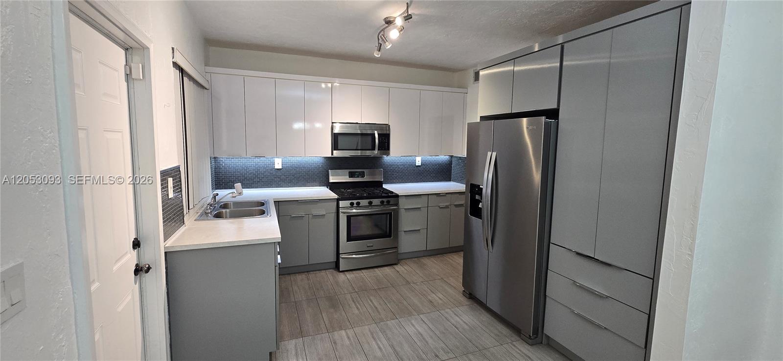 455 NE 131st St # 1, North Miami FL 33161