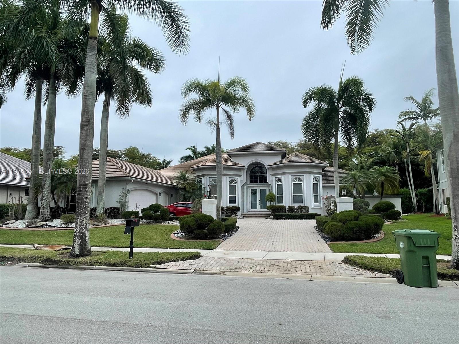 2503 Provence Cir, Weston FL 33327