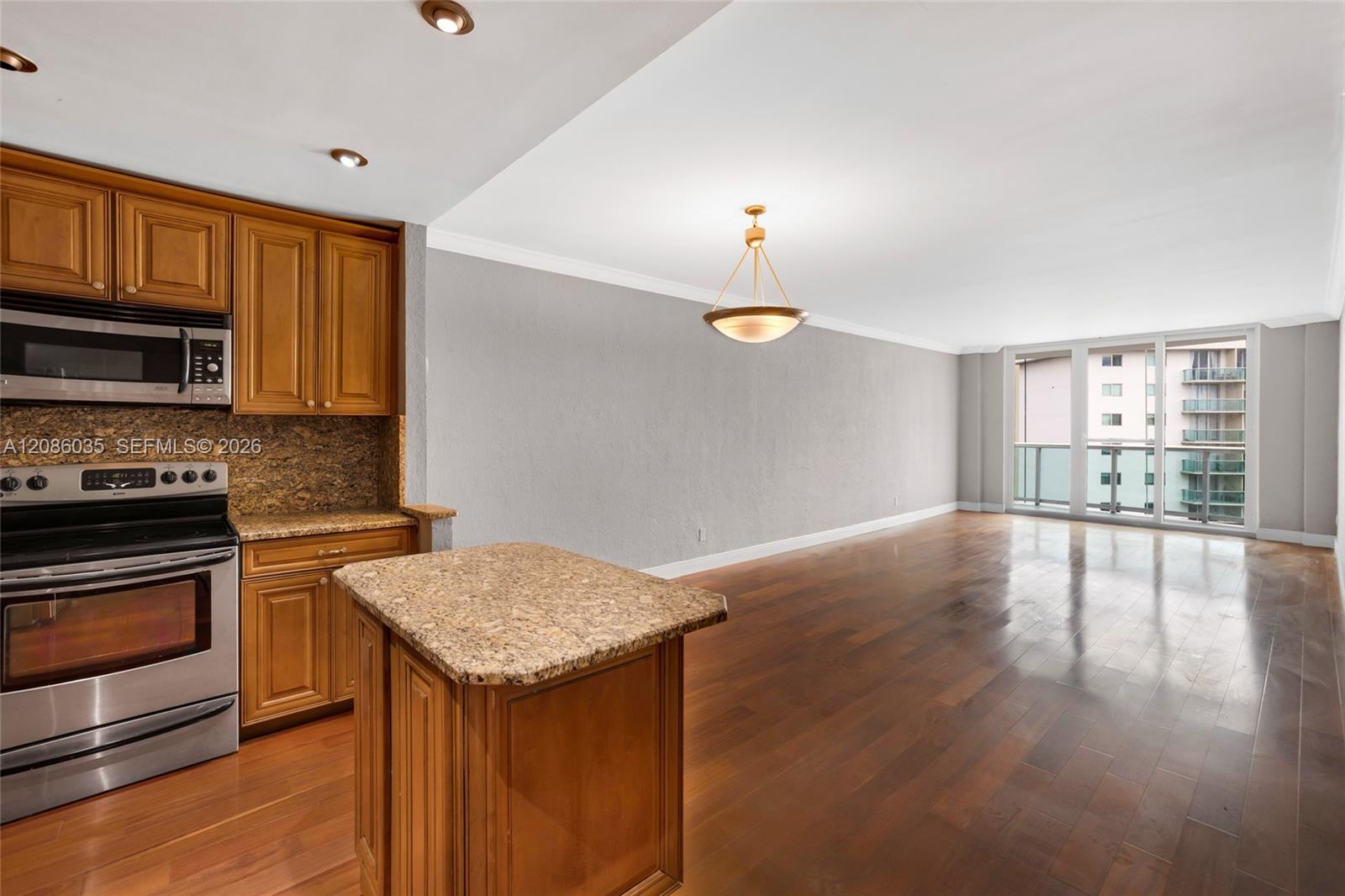 19390 Collins Ave # 1520 — Photo 4