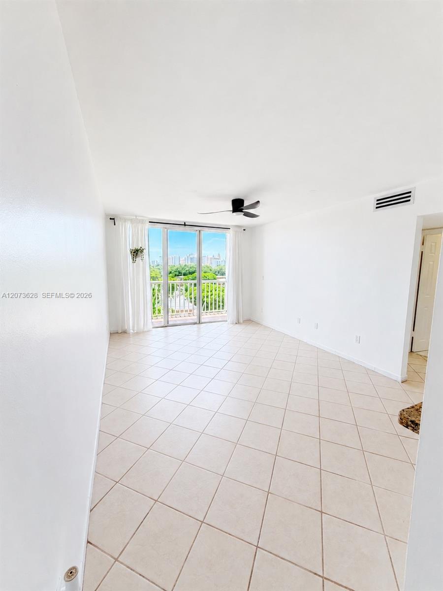 3551 SW 9th Ter # 502 — Photo 3