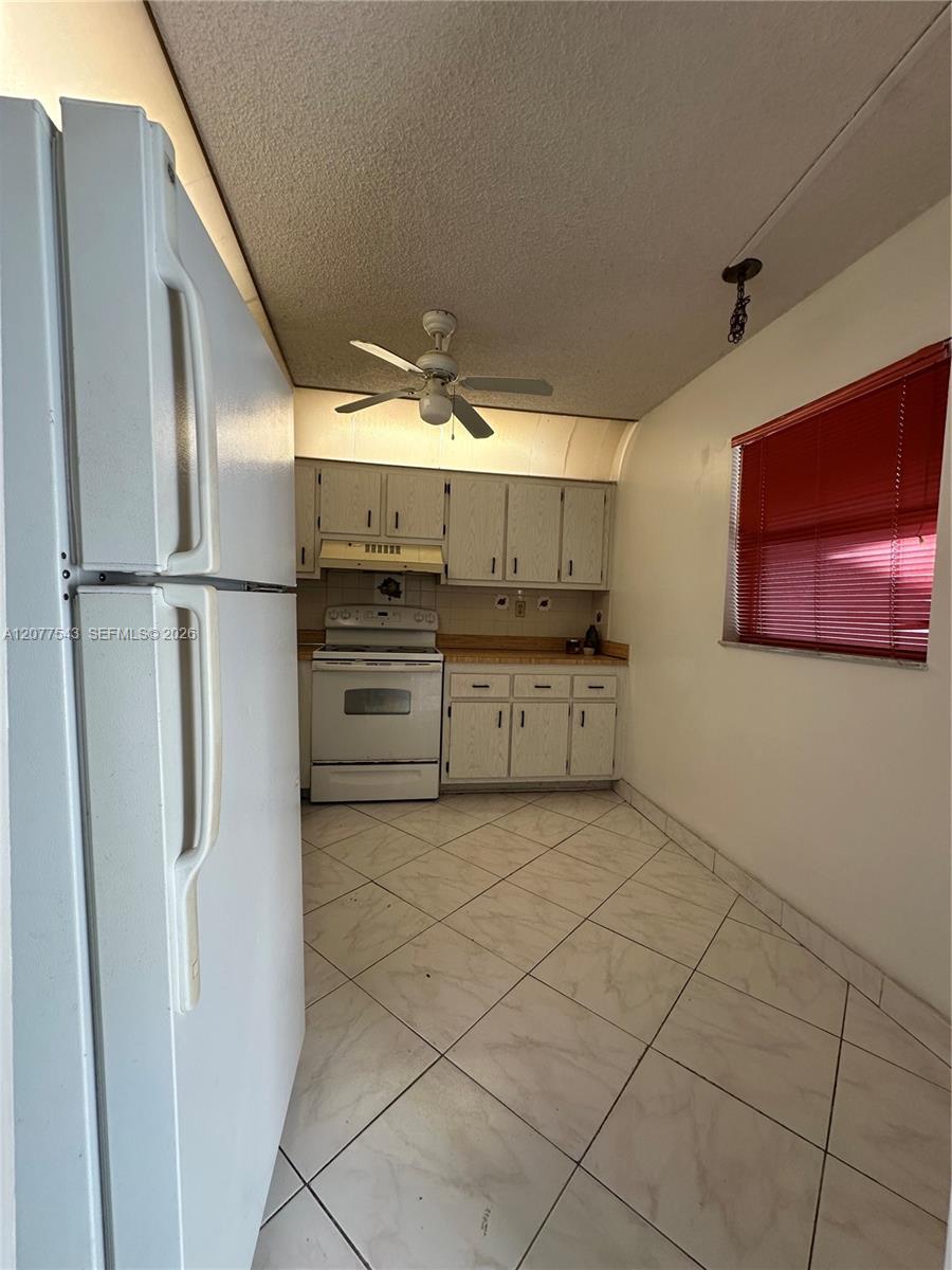 1830 SW 81st Ave # 4310 — Photo 3