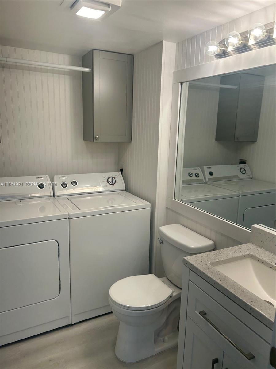 Laundry & 1/2 bath