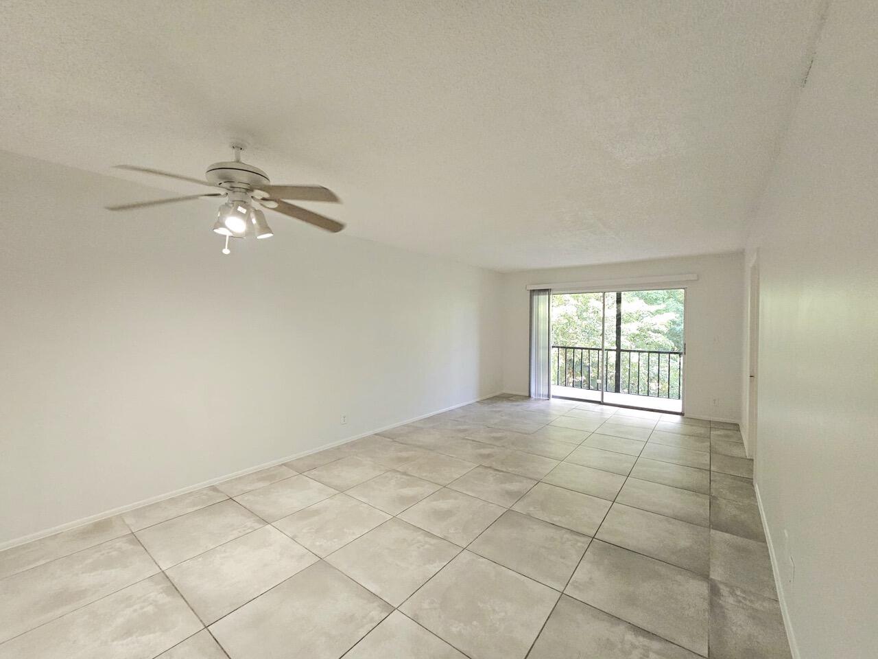 8000 S Colony Circle — Photo 3