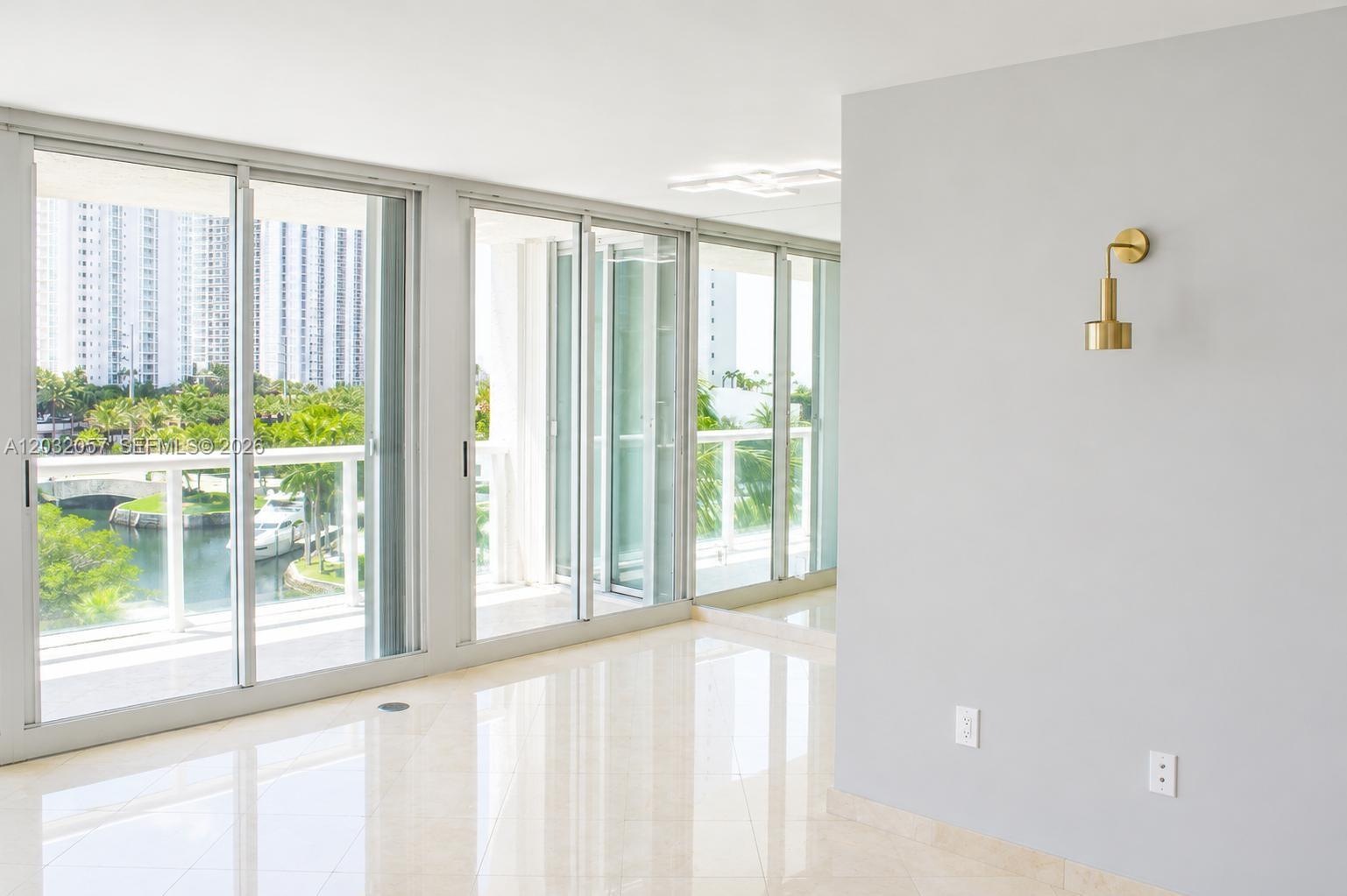 16400 Collins Ave # 542 — Photo 4
