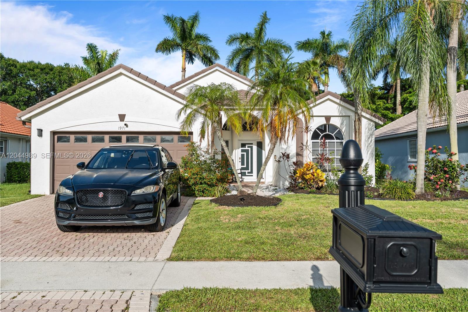 1971 Oak Berry Cir, Wellington FL 33414