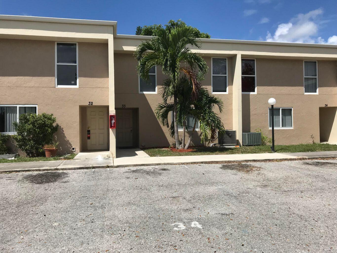 2800 Georgia Avenue, West Palm Beach FL 33405
