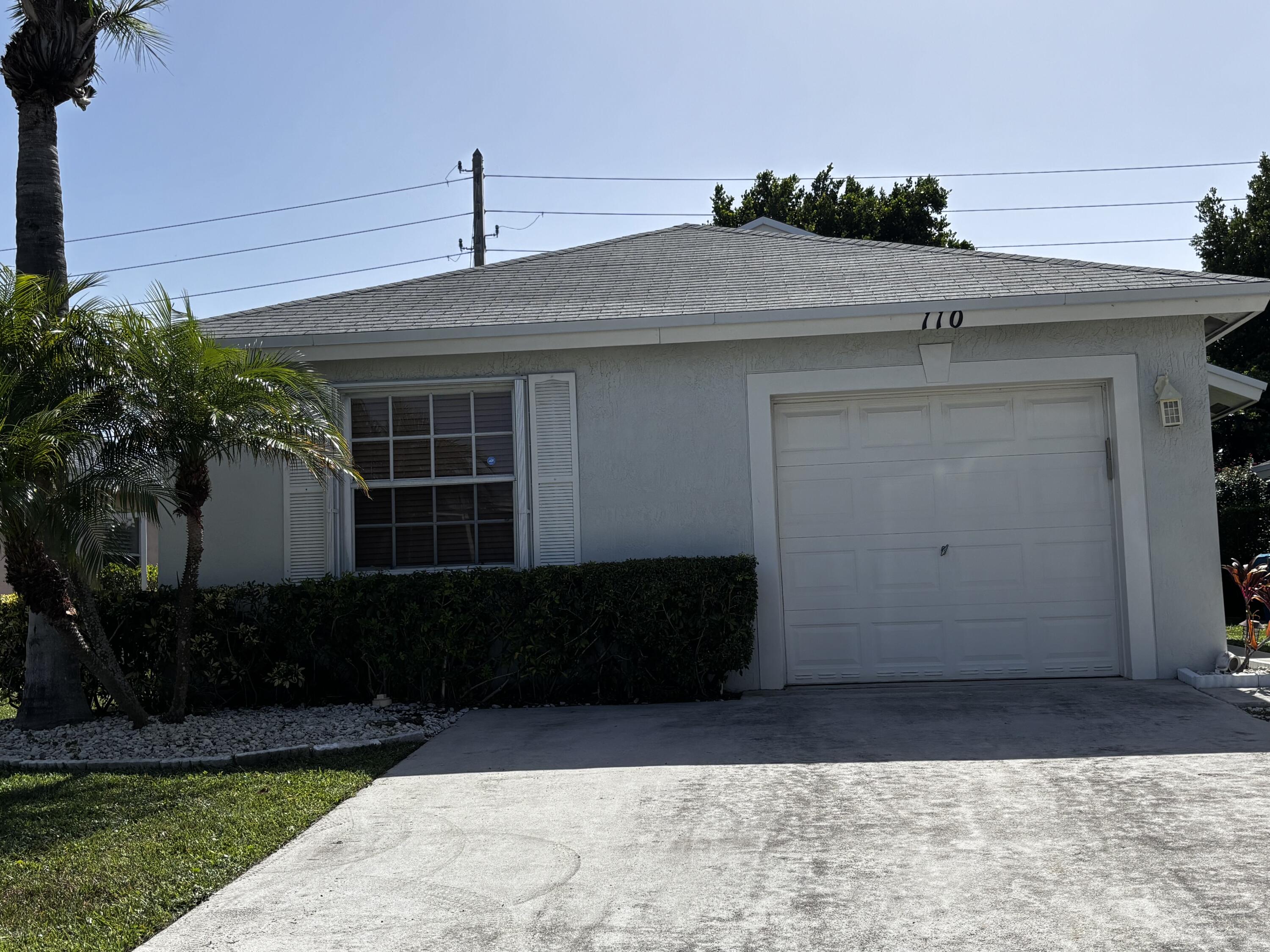 110 SUNSET Boulevard — Photo 2