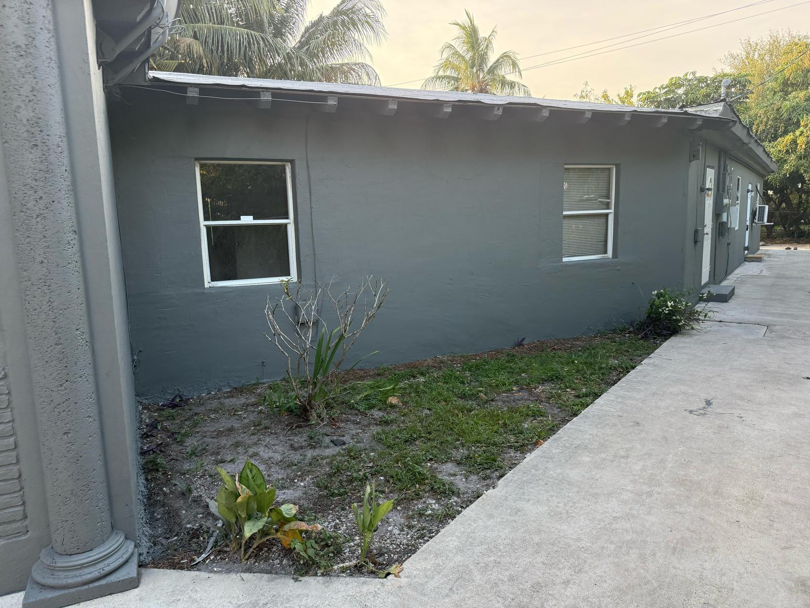 2739 Lincoln Street — Photo 4