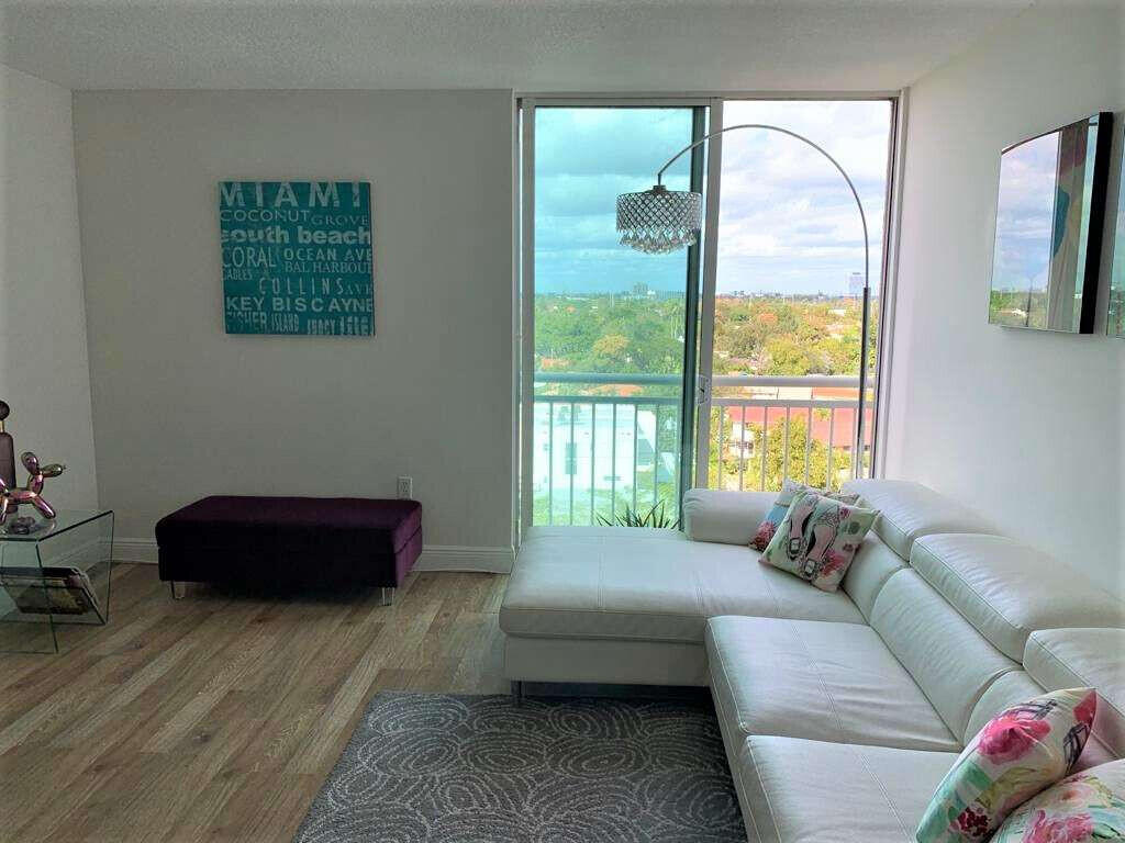 3000 CORAL Way # 707 — Photo 2