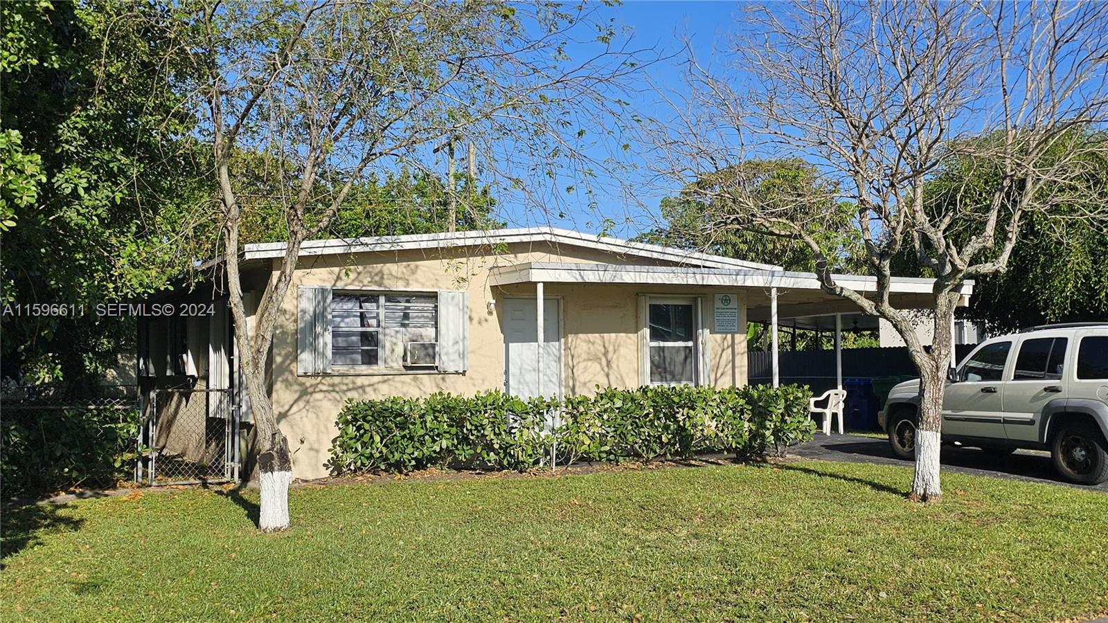 155 NW 30th Ter, Fort Lauderdale FL 33311