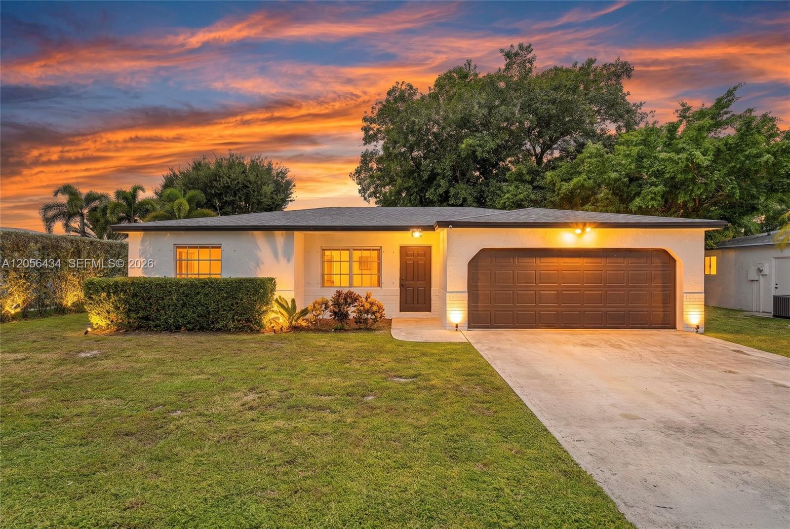 10660 Eureka St, Boca Raton FL 33428