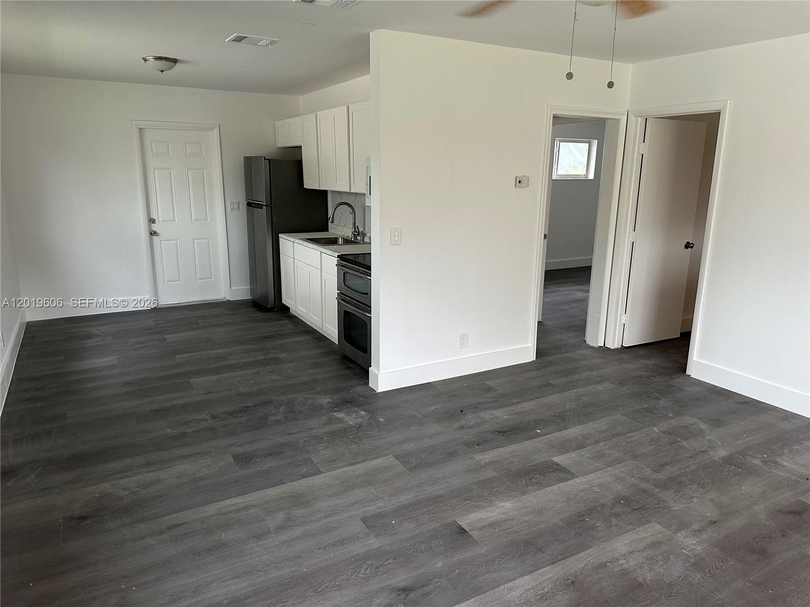 117 SE 2nd Ave # 1, Hallandale Beach FL 33009