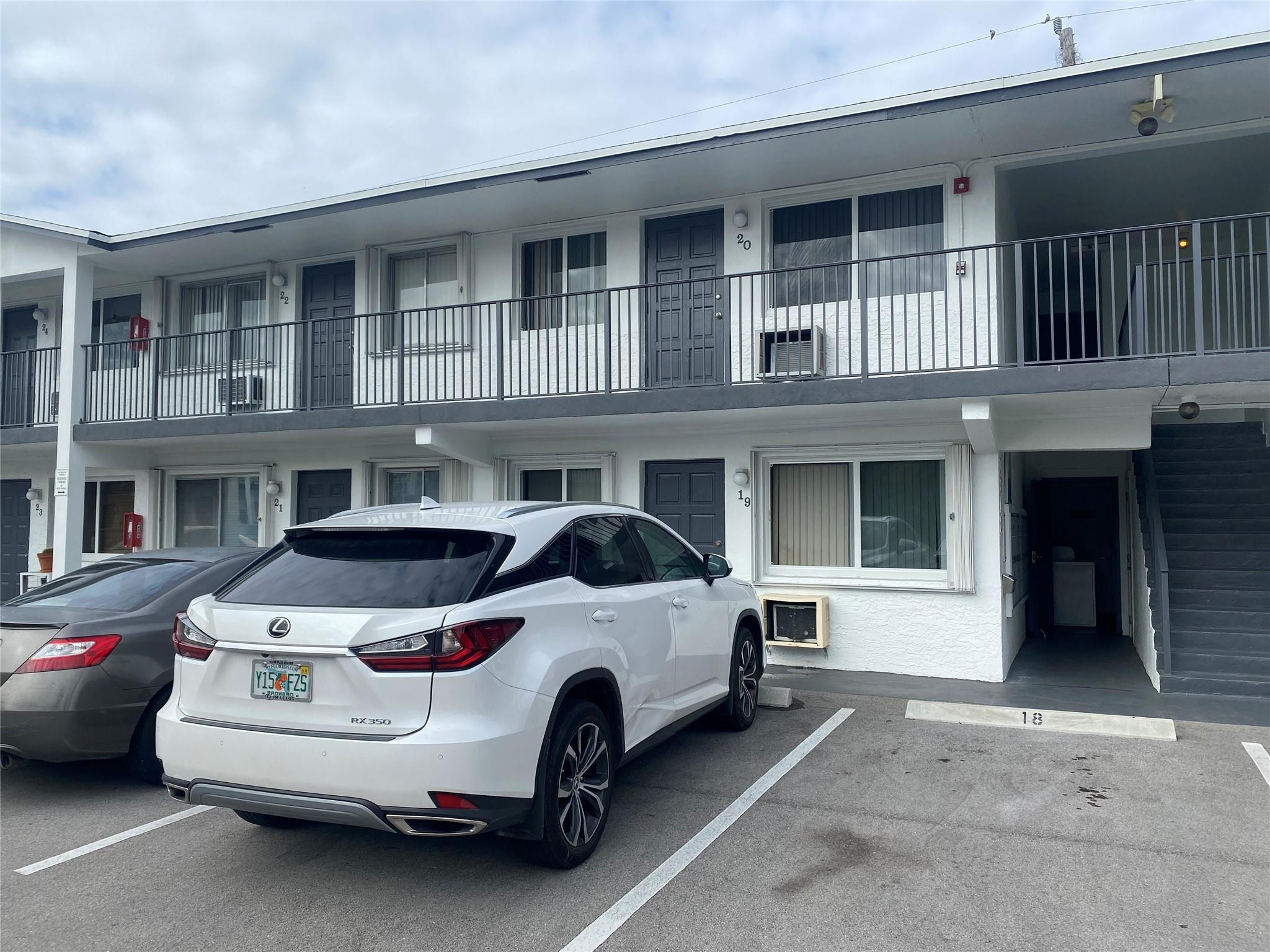 1812 E Oakland Park Boulevard # 19, Oakland Park FL 33306