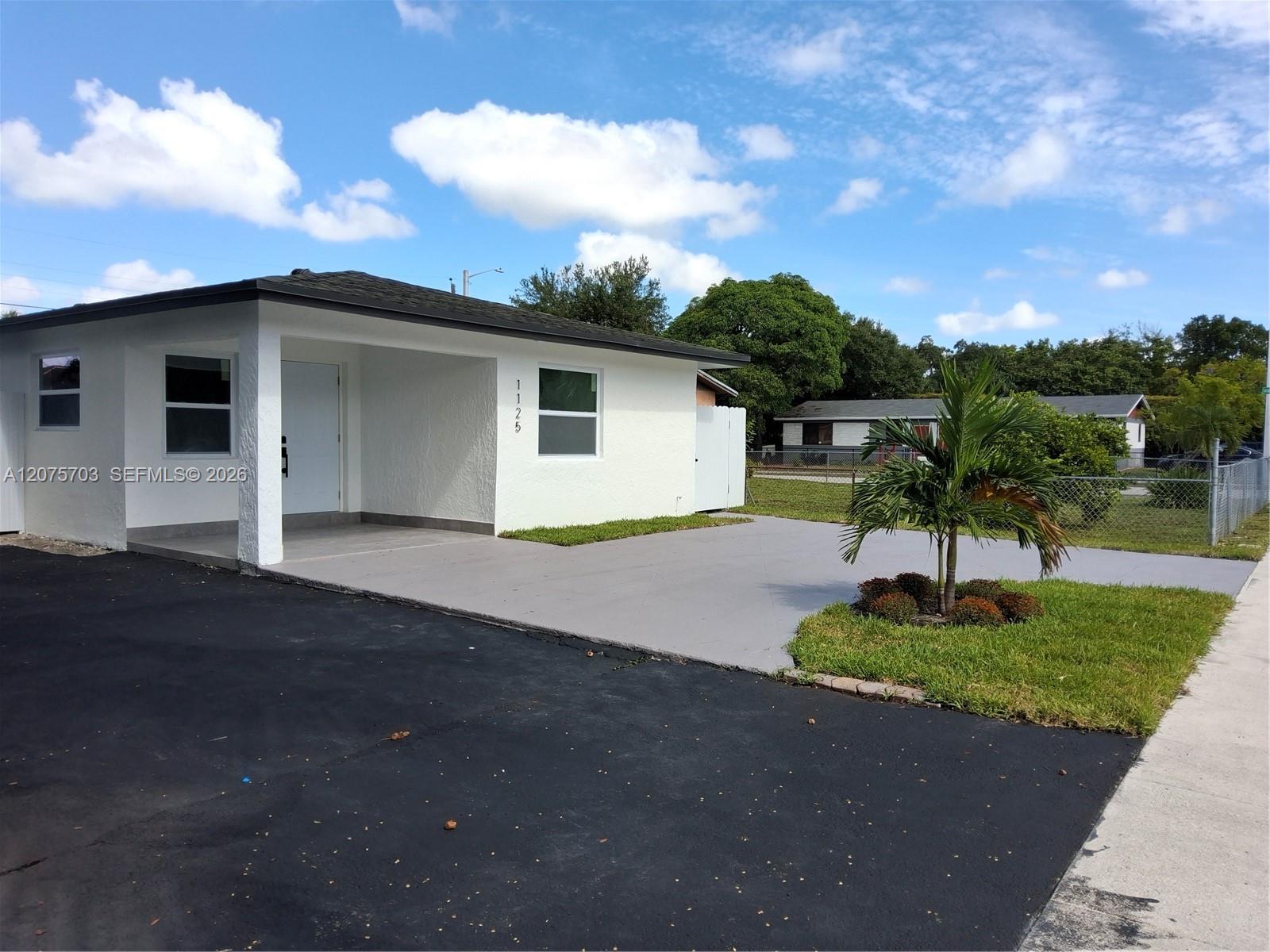 1125 NW 27th Ave, Fort Lauderdale FL 33311