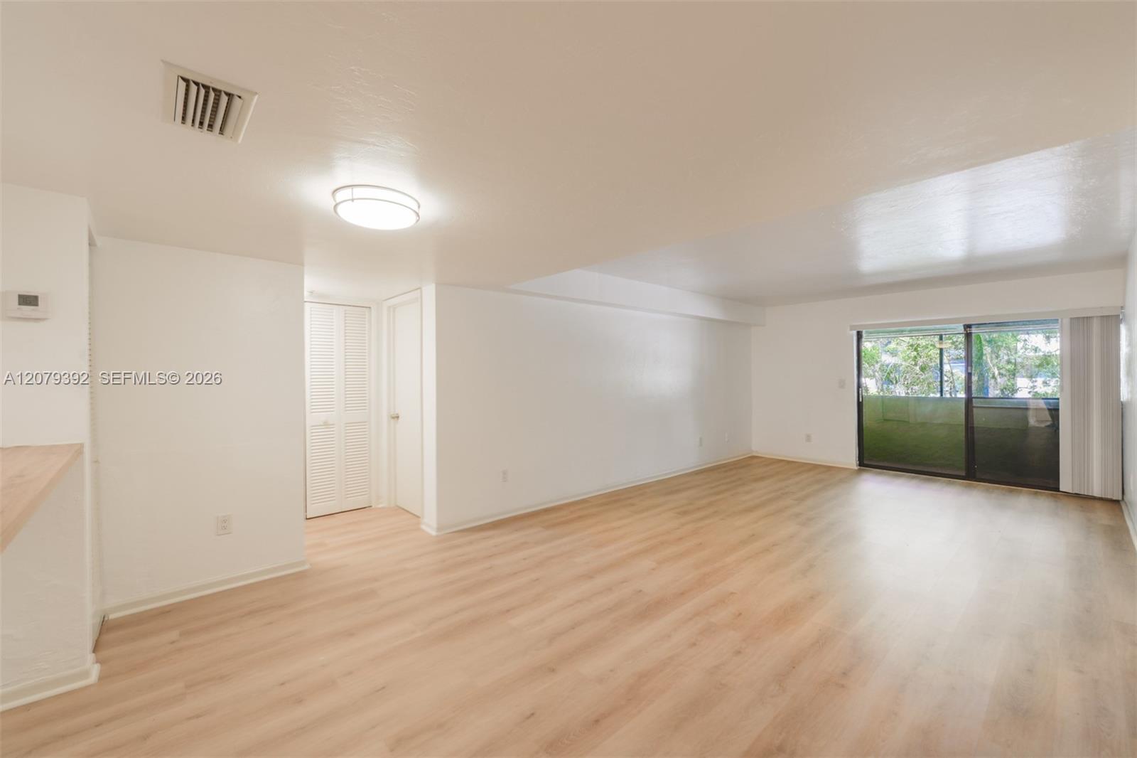 7420 SW 59th Ave # D — Photo 2