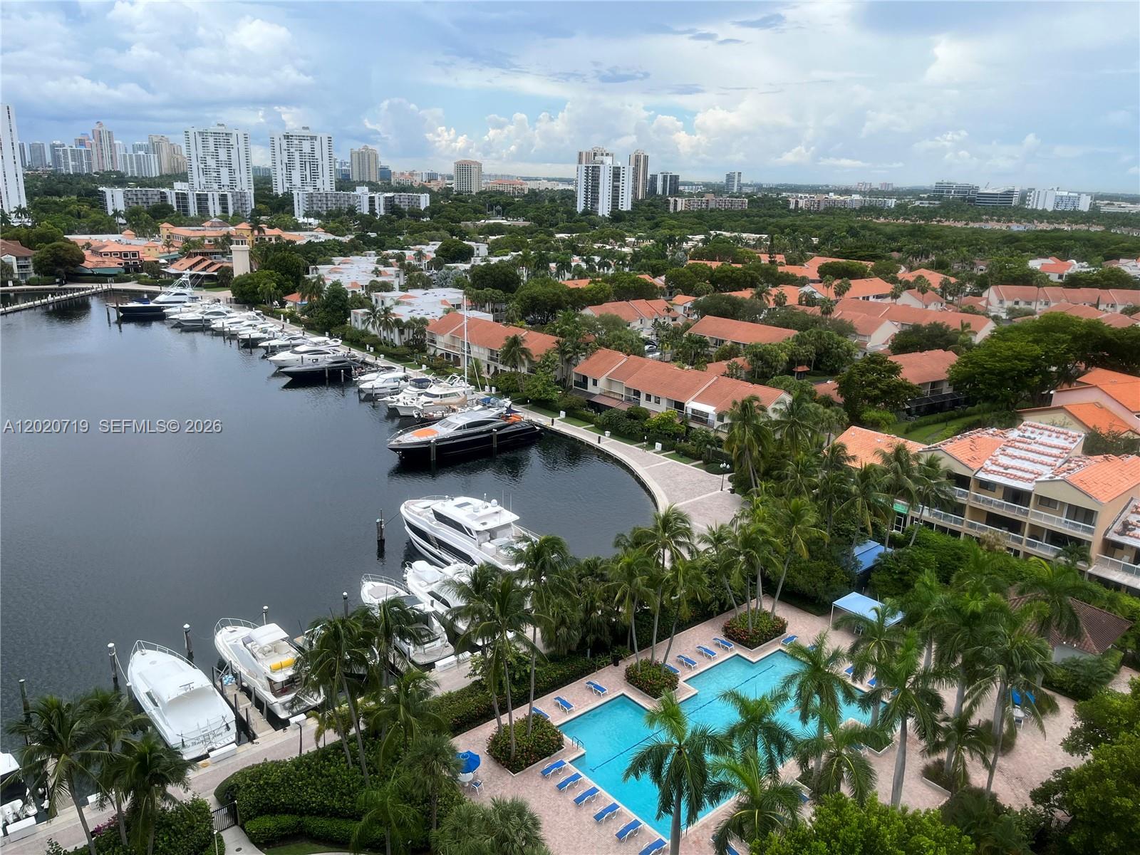 3610 Yacht Club Dr # 1511 Penthouse, Aventura FL 33180