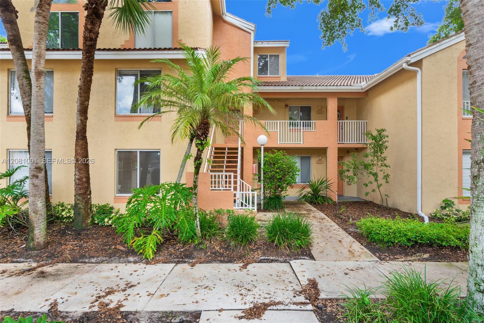 1178 Coral Club Dr # 1178 — Photo 4