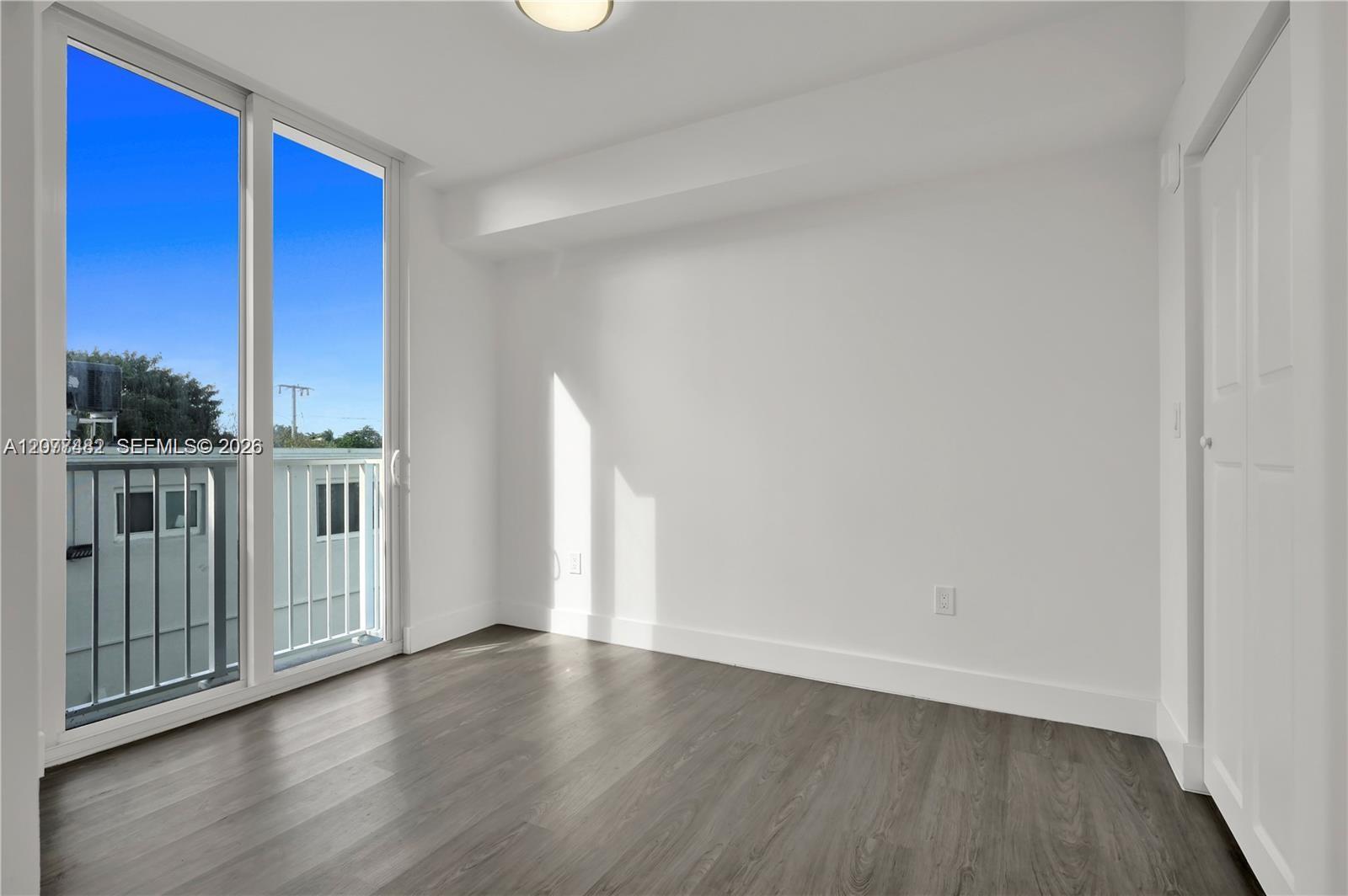 1620 NW 18th St # 305 — Photo 5