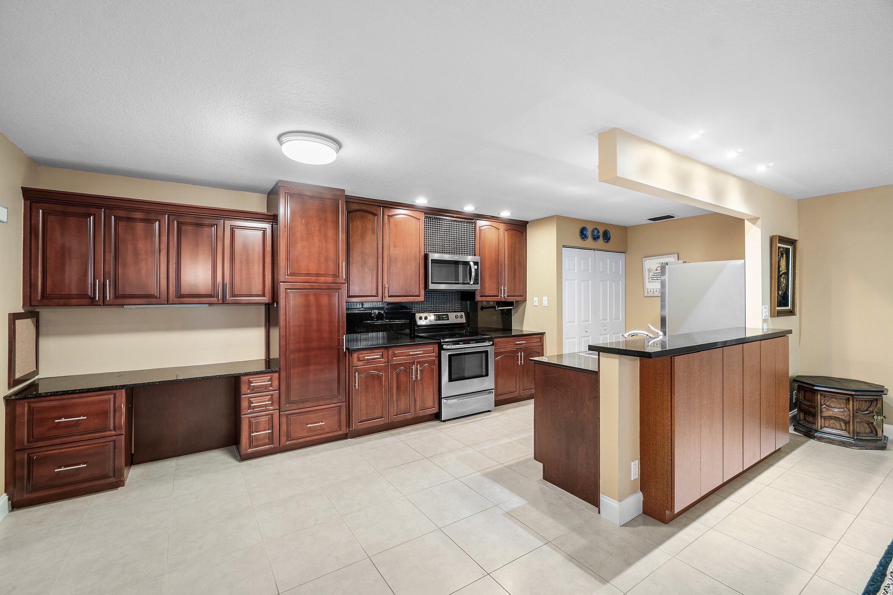 14595 LUCY Drive — Photo 3
