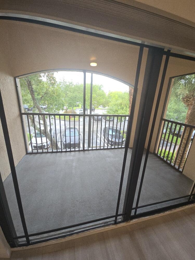 2807 VERONIA Drive # 107 — Photo 2