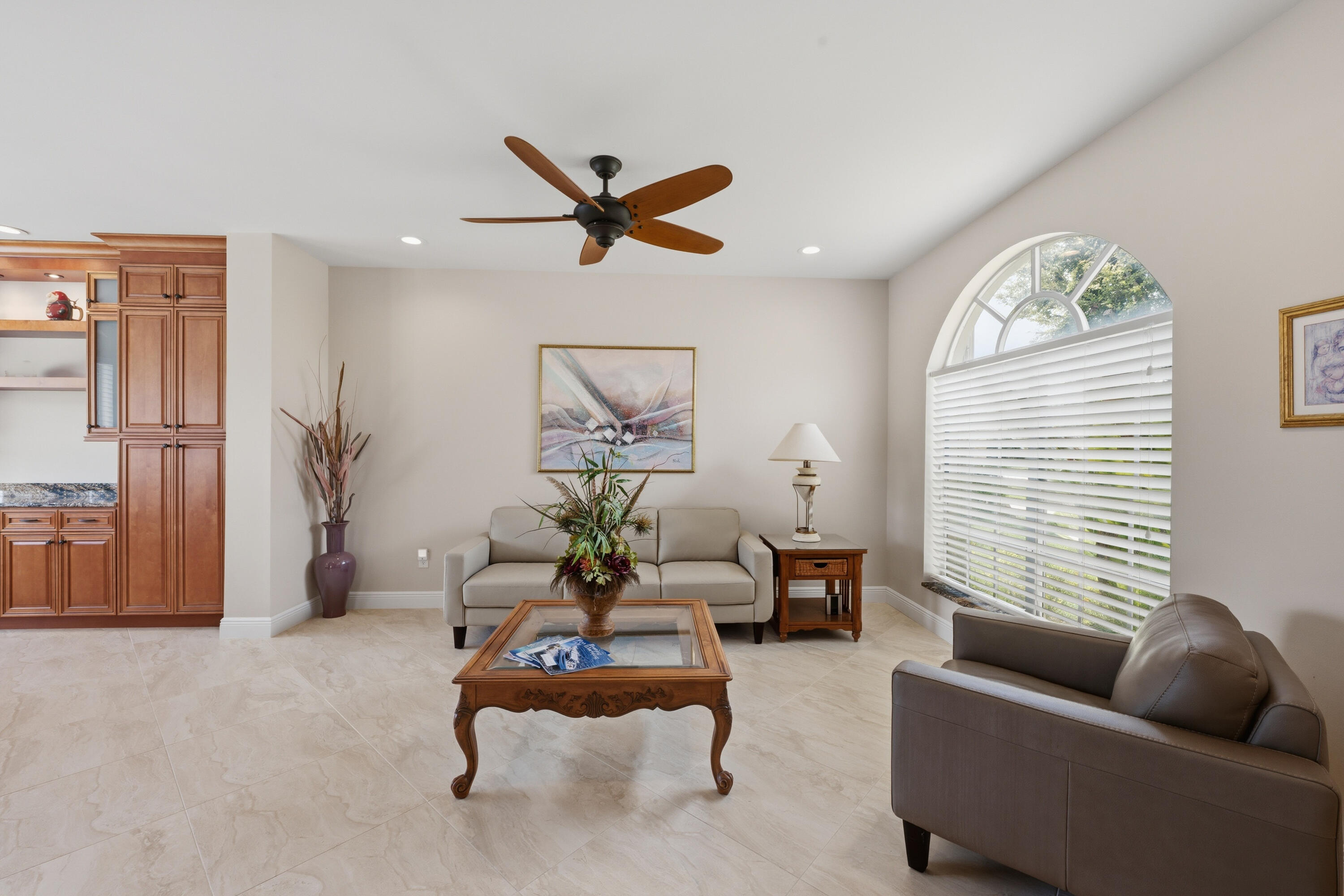 10592 PLAINVIEW Circle — Photo 3