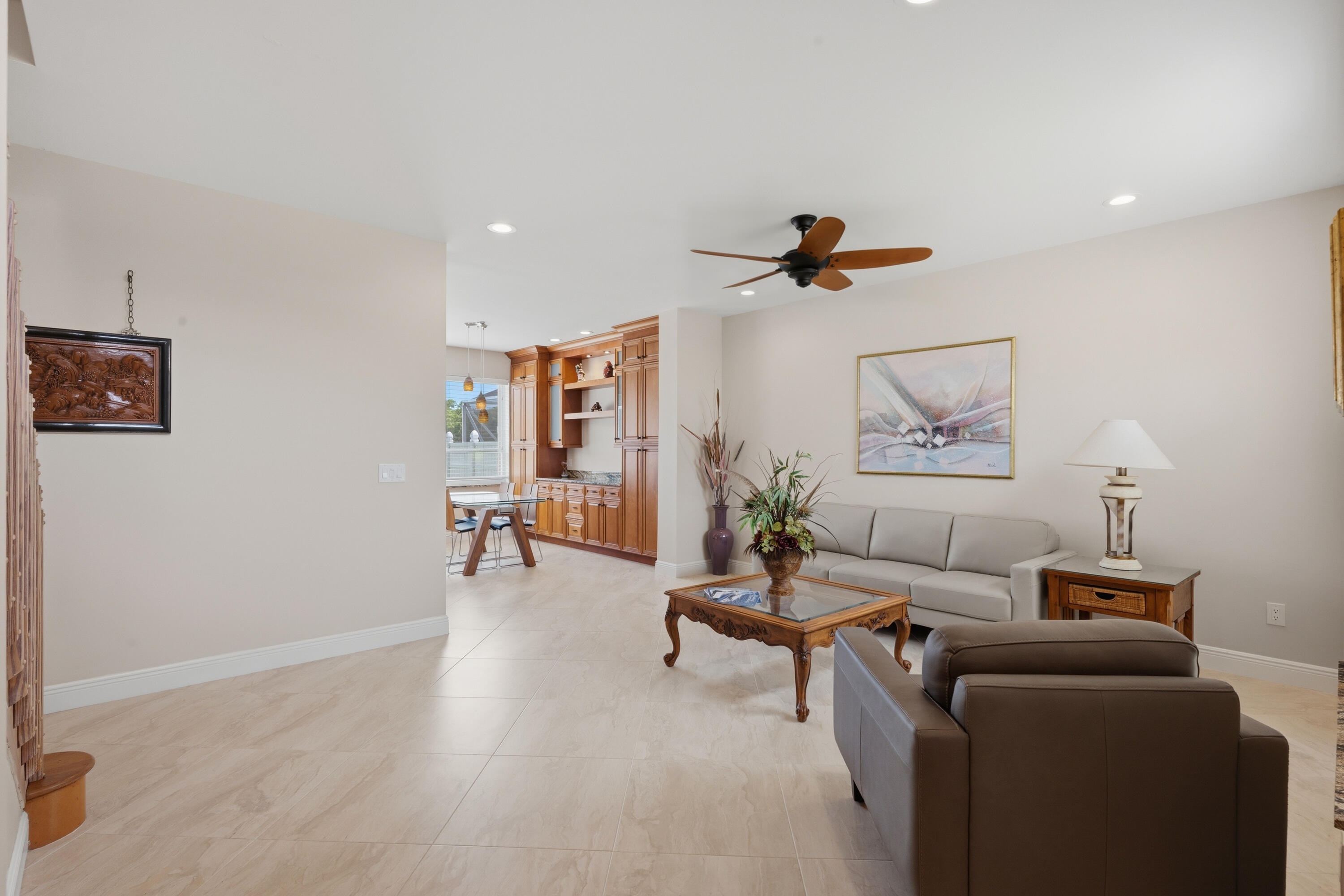 10592 PLAINVIEW Circle — Photo 4