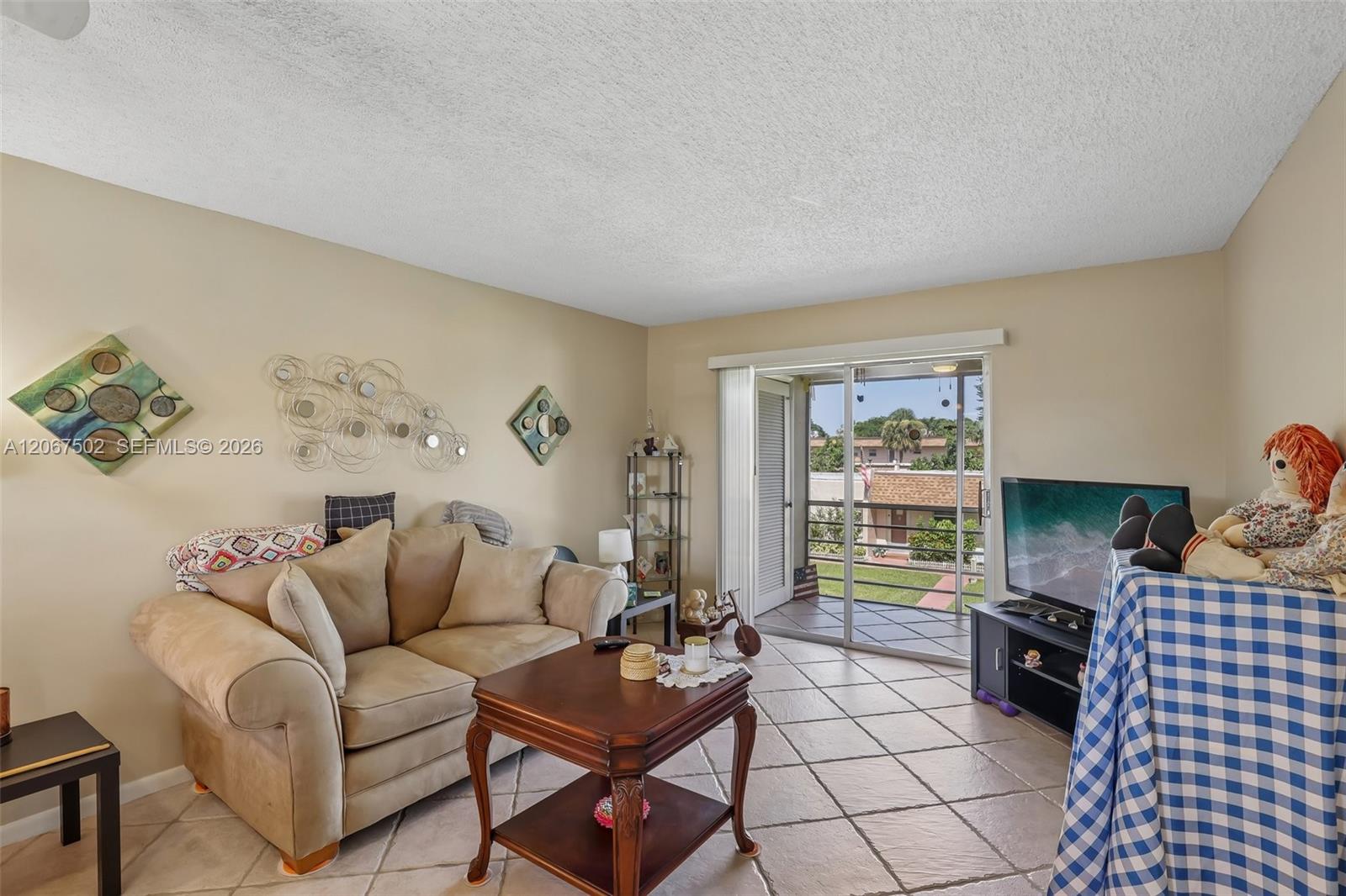 200 Bonnie Blvd # 128 — Photo 4