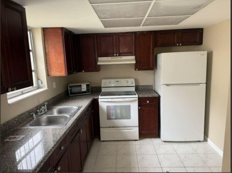 16980 N MIAMI Avenue View 3