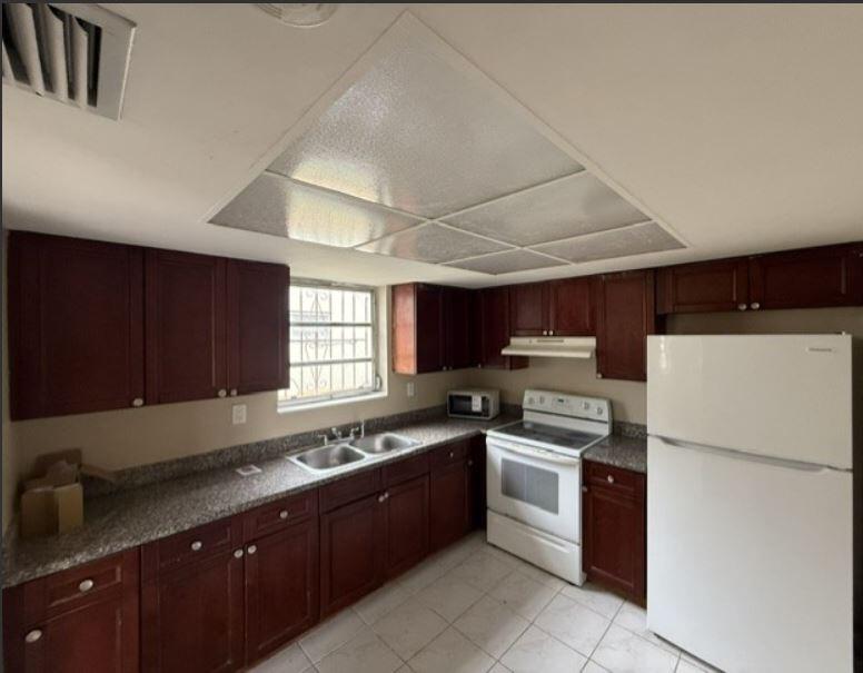 16980 N MIAMI Avenue View 4