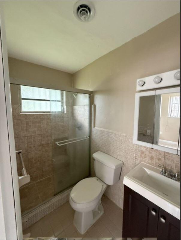 16980 N MIAMI Avenue View 6