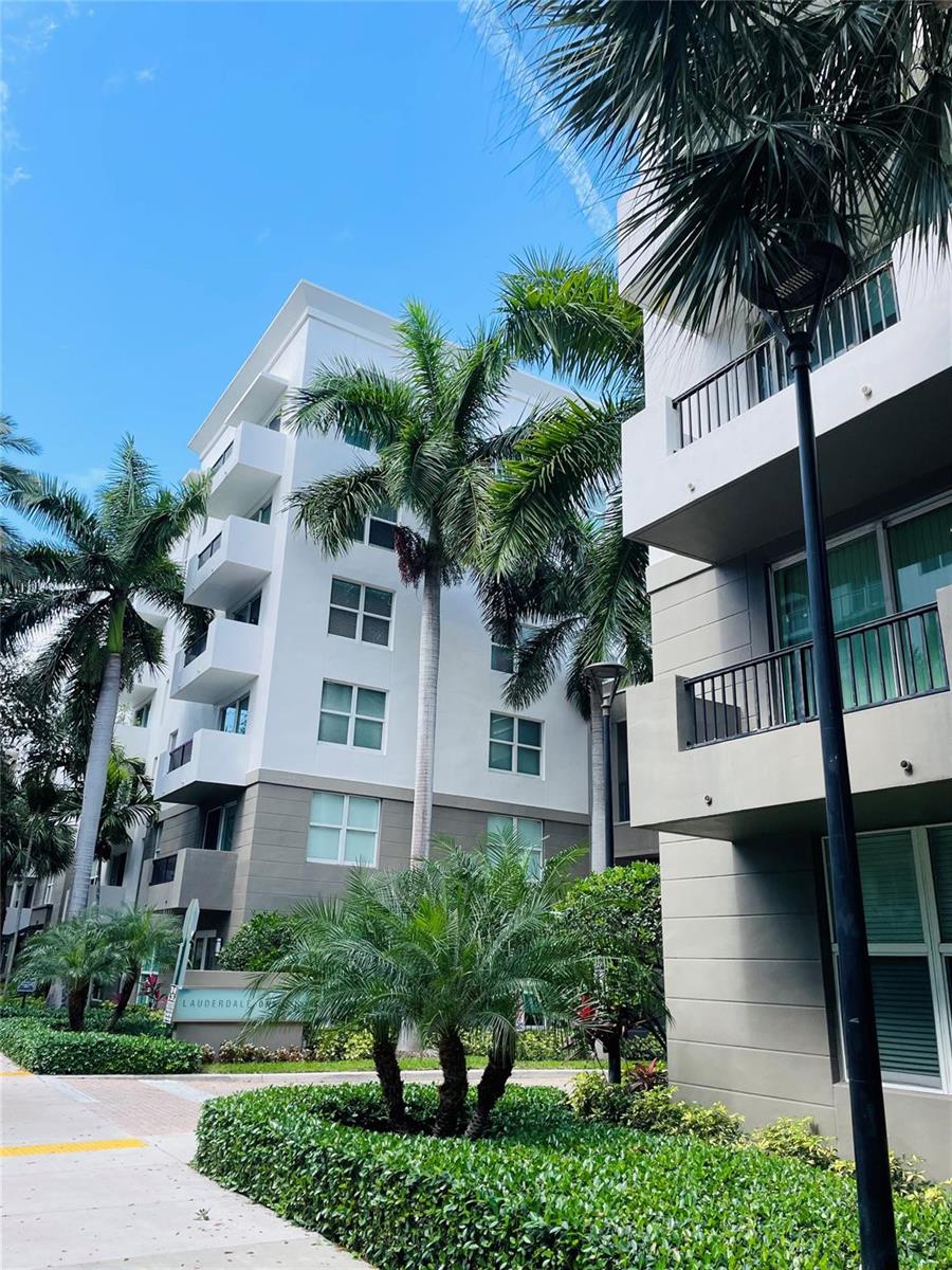 2401 NE 65th Street # 408, Fort Lauderdale FL 33308