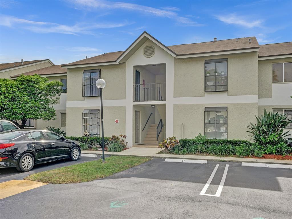 715 Gardens Drive # 203, Pompano Beach FL 33069