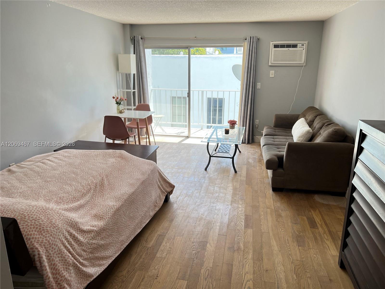 221 Meridian Ave # 305 — Photo 3