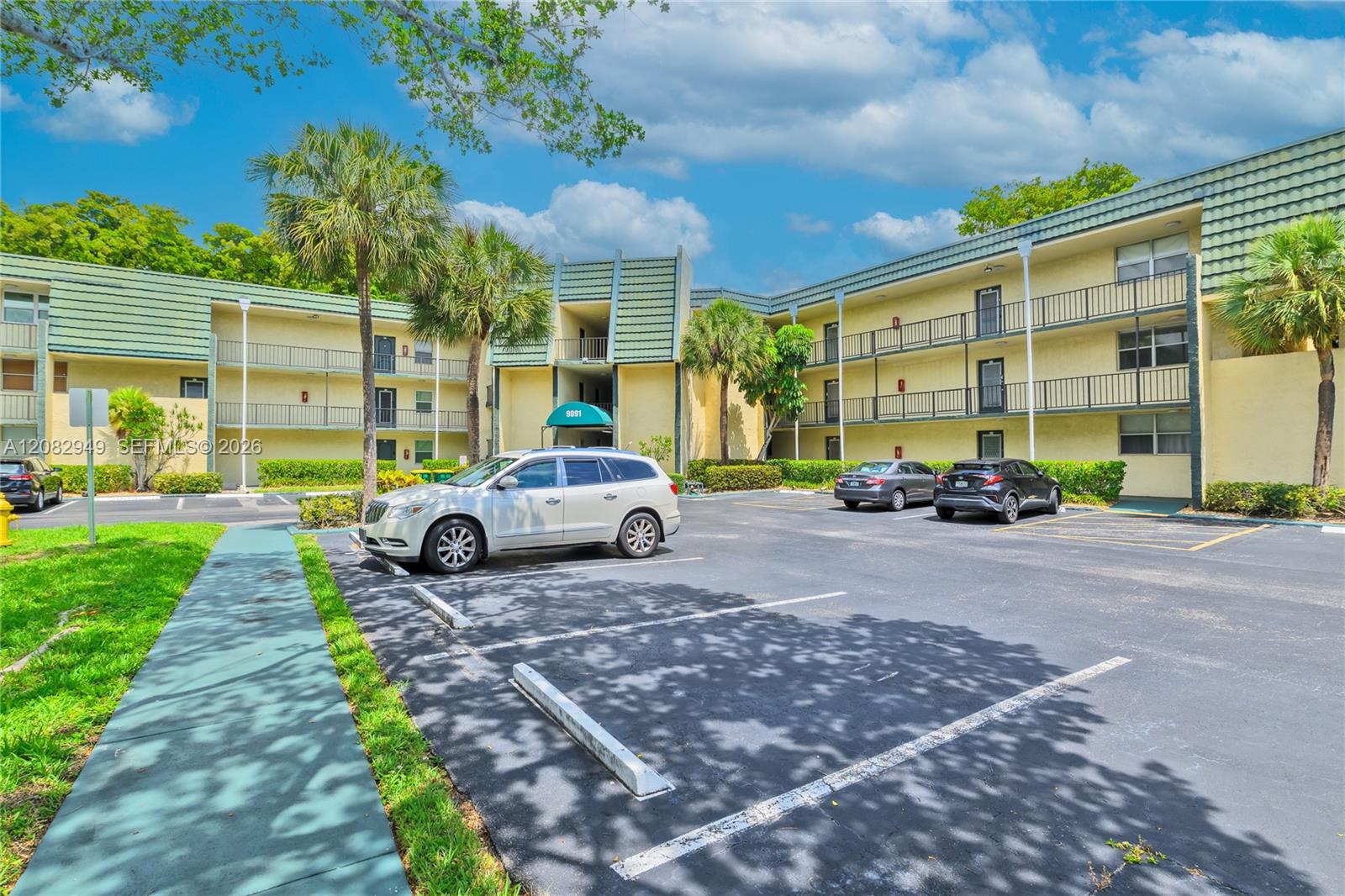 9091 Lime Bay Blvd # 211 — Photo 3