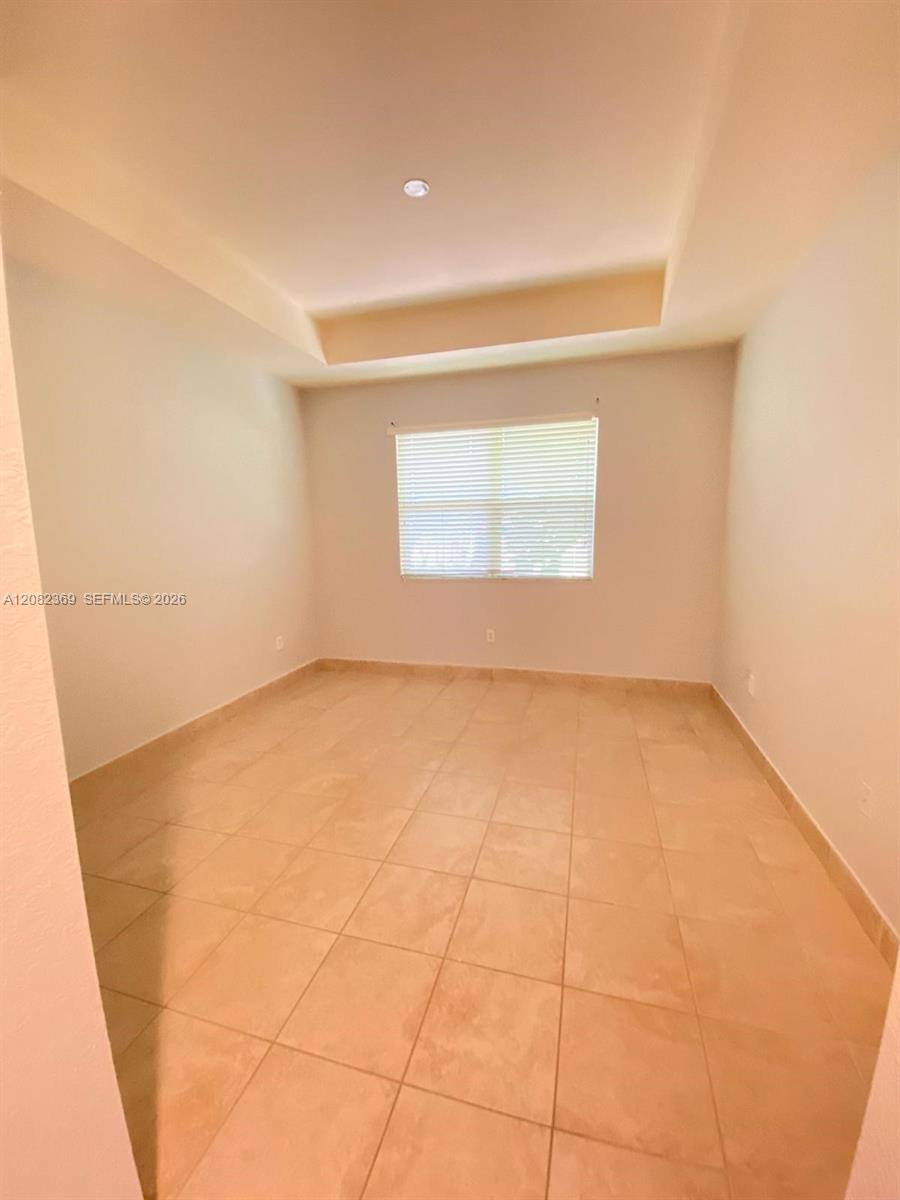 2302 NE 37th Ter # 2302 — Photo 5