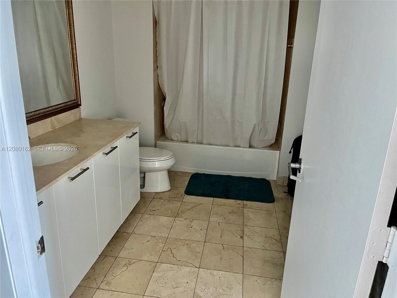 1800 N Bayshore Dr # 2507 — Photo 5