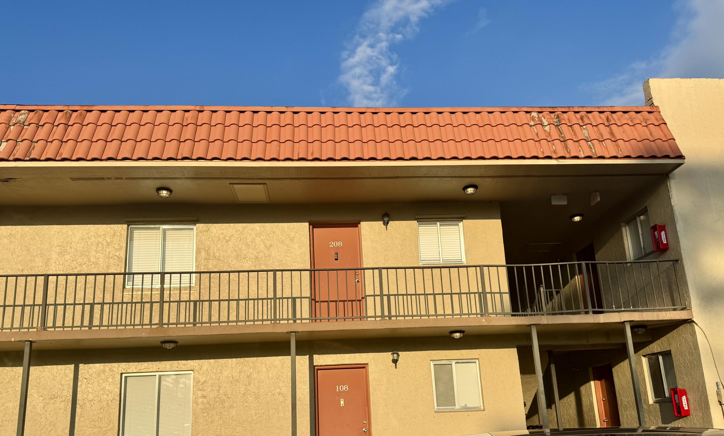 6086 Forest Hill Boulevard # 208, West Palm Beach FL 33415