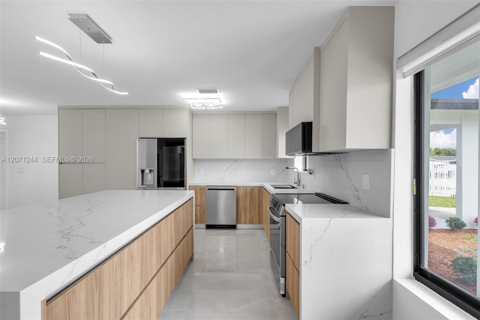4450 NW 169th Ter View 6